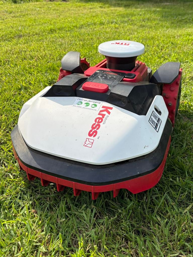 Kress satelliet robotmaaier 6000m 174E, Ophalen, Zo goed als nieuw