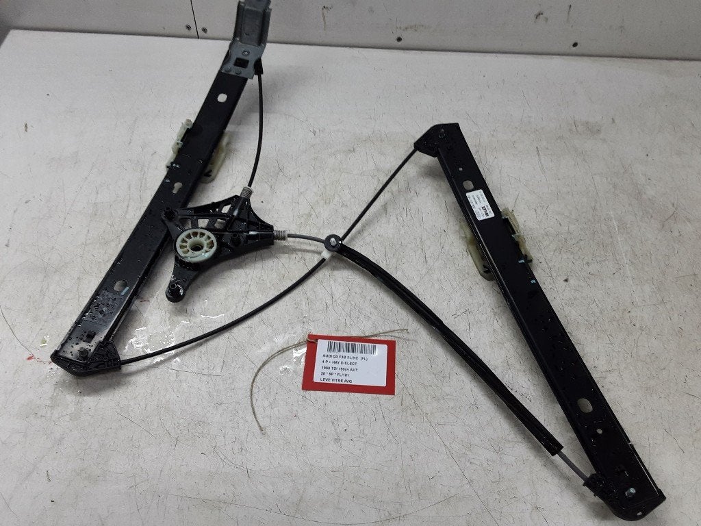 RAAMMECHANIEK LINKS VOOR Audi Q3 (F3B) (83A837461), Gebruikt, Mevr. I. Hauben, Audi, Rue de l'Espoir 34 34
4030  GRIVEGNÉE, BE