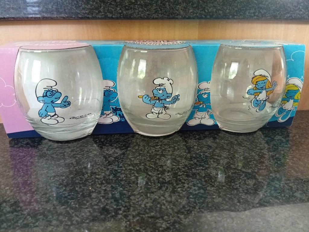 3 verres schtroumpfs., Collections, Schtroumpfs, Enlèvement ou Envoi, Neuf, Différents Schtroumpfs, Maison ou Attribut