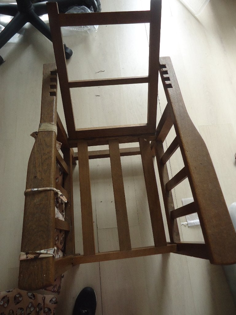 Fauteuil enfant ancien, Enlèvement