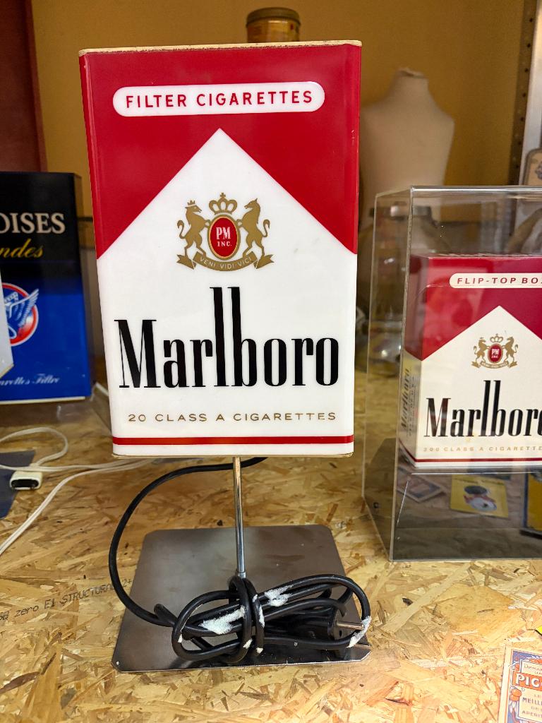 Vintage MARLBORO Lampe publicitaire Tabac Cigarettes, Envoi