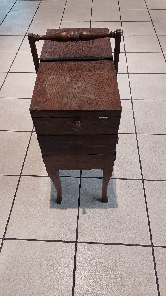 armoire à couture en bois, Antiquités & Art, Enlèvement