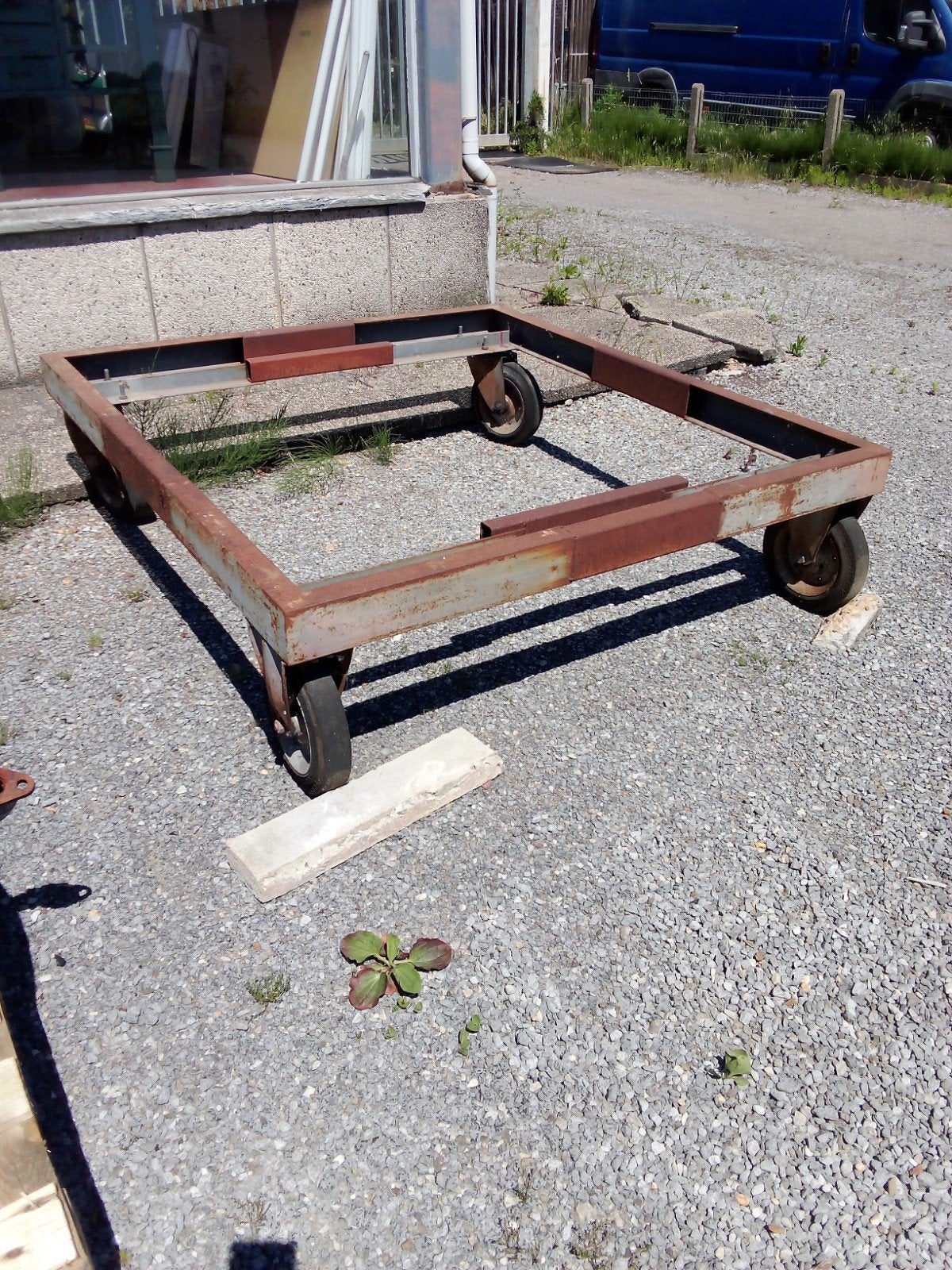 Chassis om auto of boot, Ophalen