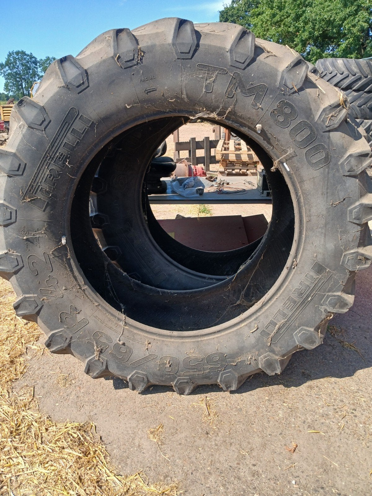 Pirelli TM800 650/65R42 Trelleborg, Enlèvement