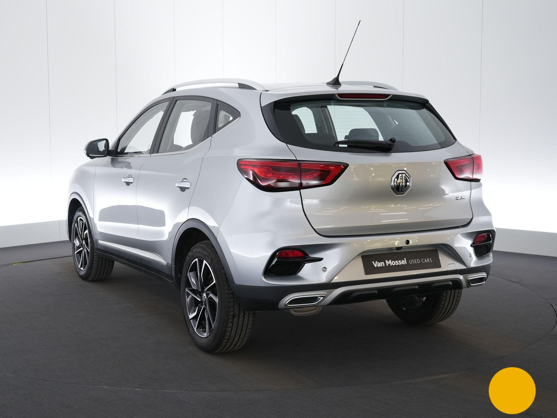 MG ZS ice Luxury (automatique), Argent ou Gris, Achat, Entreprise, ZS