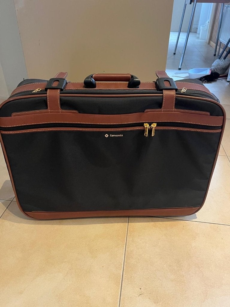 Valies, Handtassen en Accessoires, Ophalen, Zo goed als nieuw, Zacht kunststof