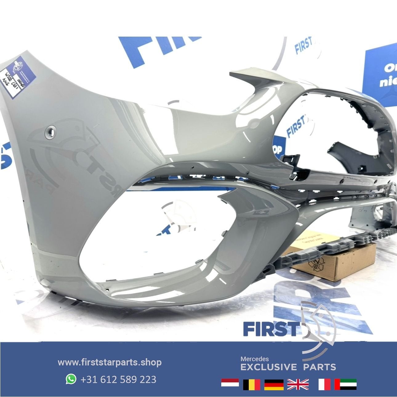 W206 C63 AMG BUMPER C KLASSE C63s AERO VOORBUMPER KAAL A2068, Utilisé, -, Avant, -