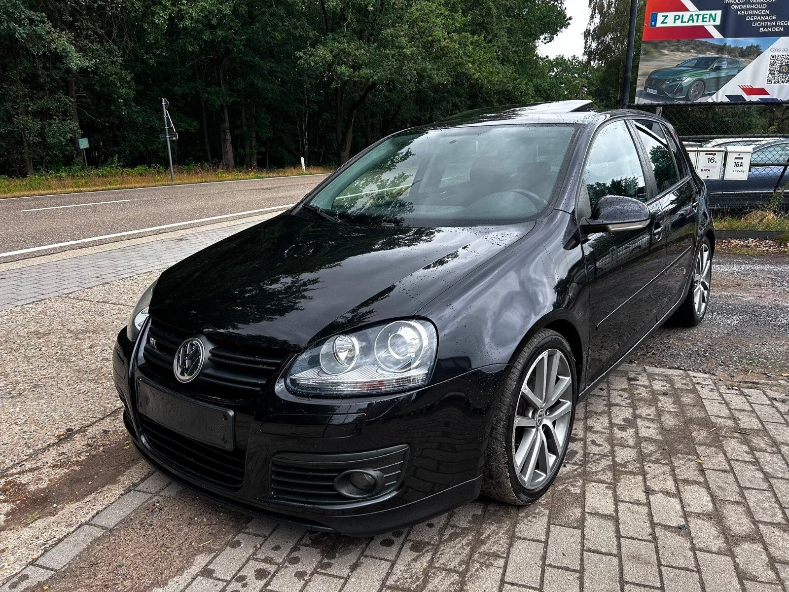vw golf 5 GT sport 1.4 benzin km 180.000 bij 2007, Auto's, Voorwielaandrijving, Stof, Zwart, 4 cilinders