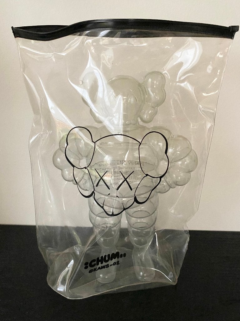 Kaws Chum Clear 2002 360 Toy Group 556/1000 figure companion, Ophalen, 32 cm, Gemerkt, Pop/figuur