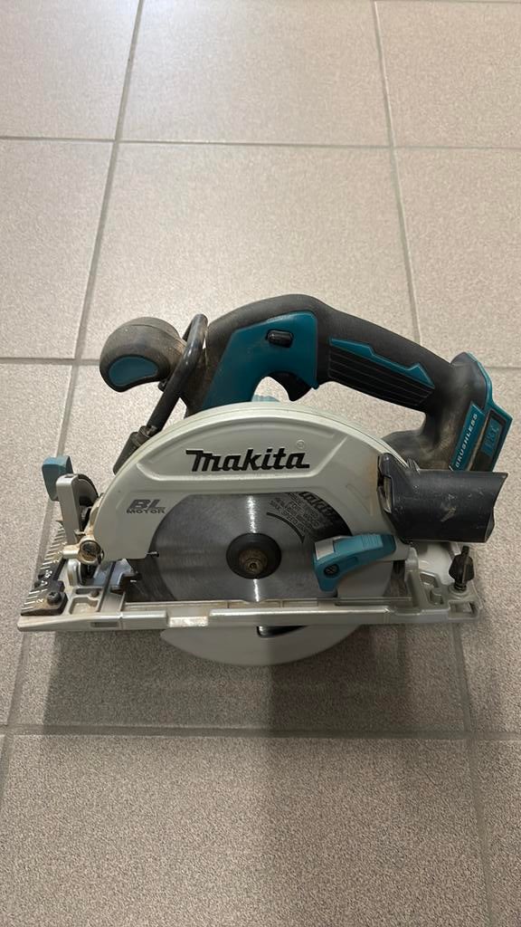Makita cirkelzaag 165mm, Doe-het-zelf en Bouw, Ophalen, Zo goed als nieuw, Cirkelzaag