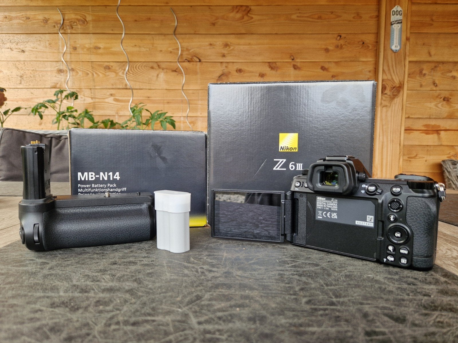Nikon Z 6III & batterijgrip MB-N14, Audio, Tv en Foto, Fotocamera's Digitaal, Ophalen, Zo goed als nieuw, Compact, Nikon