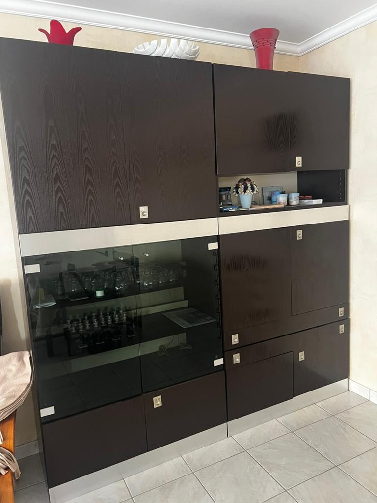 Eettafel en 6 stoelen. TV meubel.Kast., Huis en Inrichting, Ophalen
