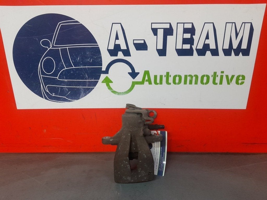 ETRIER DE FREIN ARRIÈRE DROIT Fiat Stilo (192A / B), Robert Bosch AG, Utilisé, Fiat, Robert-Bosch-Allee 1
74232  Abstatt, DE