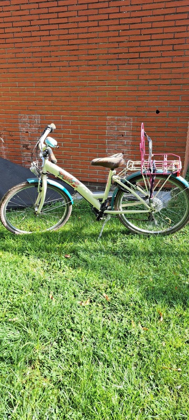 Meisjesfiets, Ophalen