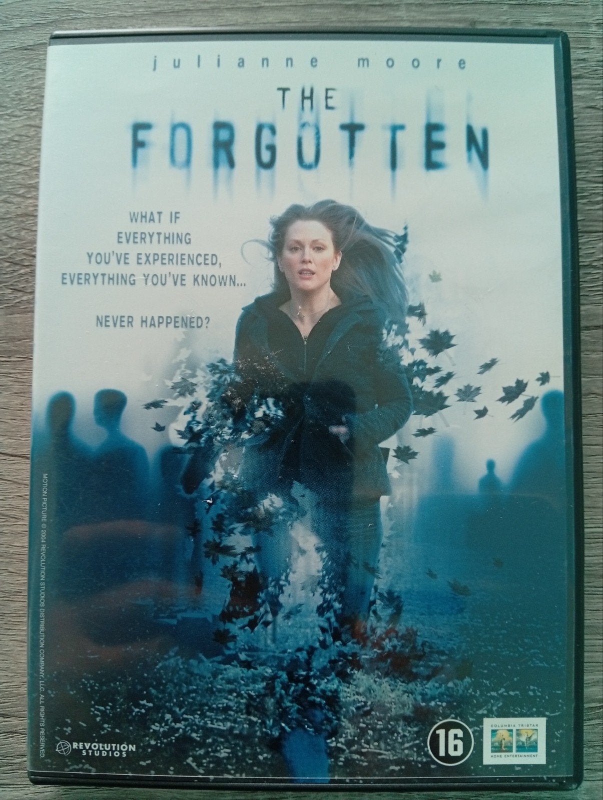 Le DVD de thriller oublié Julianne Moore, CD & DVD, DVD | Thrillers & Policiers, Suppléments, Enlèvement ou Envoi, Espagnol, Espagnol