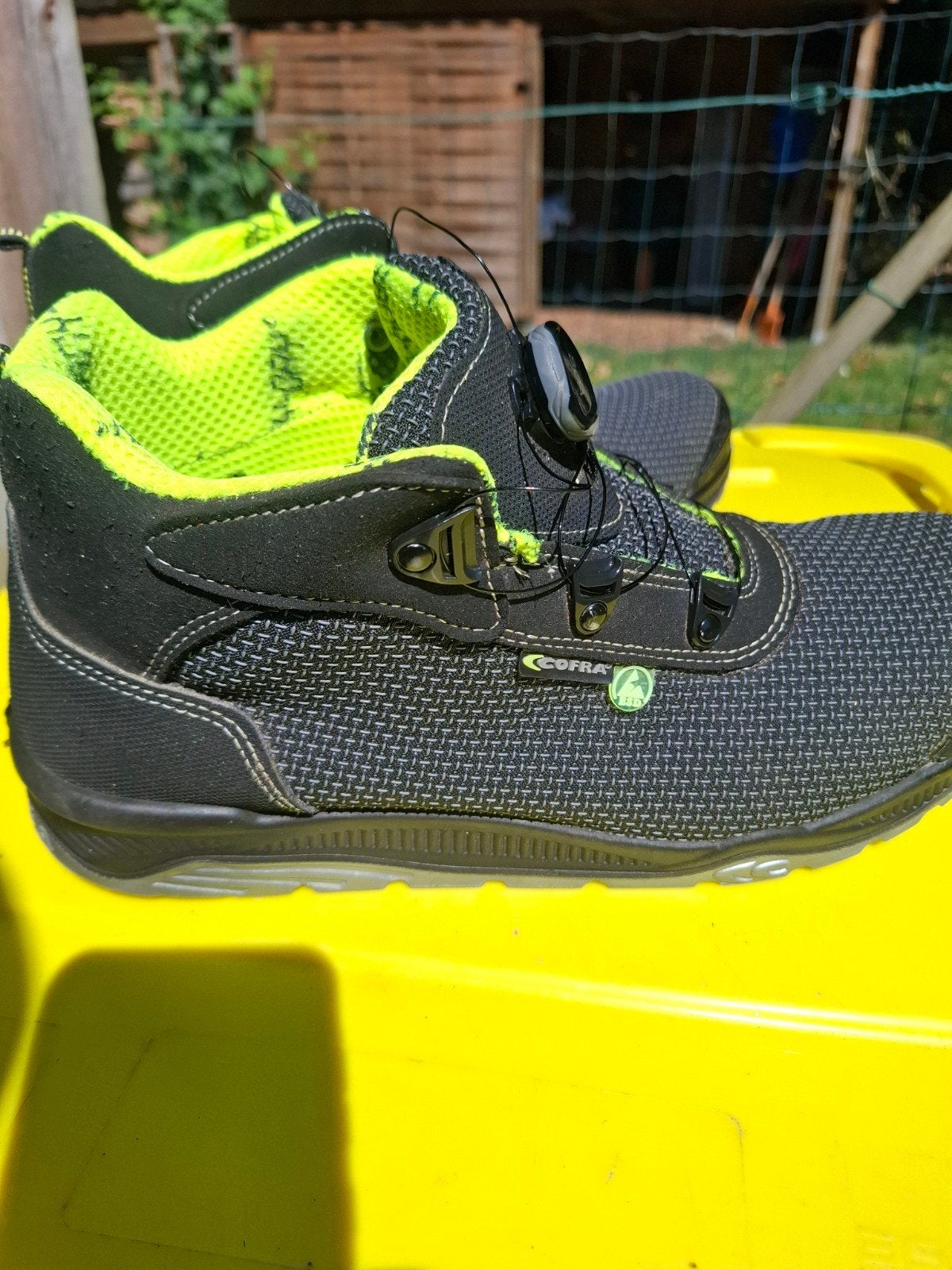 chaussures sécurité, Enlèvement