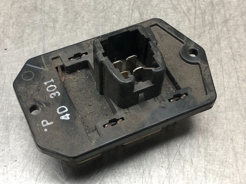 KACHELWEERSTAND Toyota Yaris Verso (P2) (01-1999/09-2005), Gebruikt, Toyota