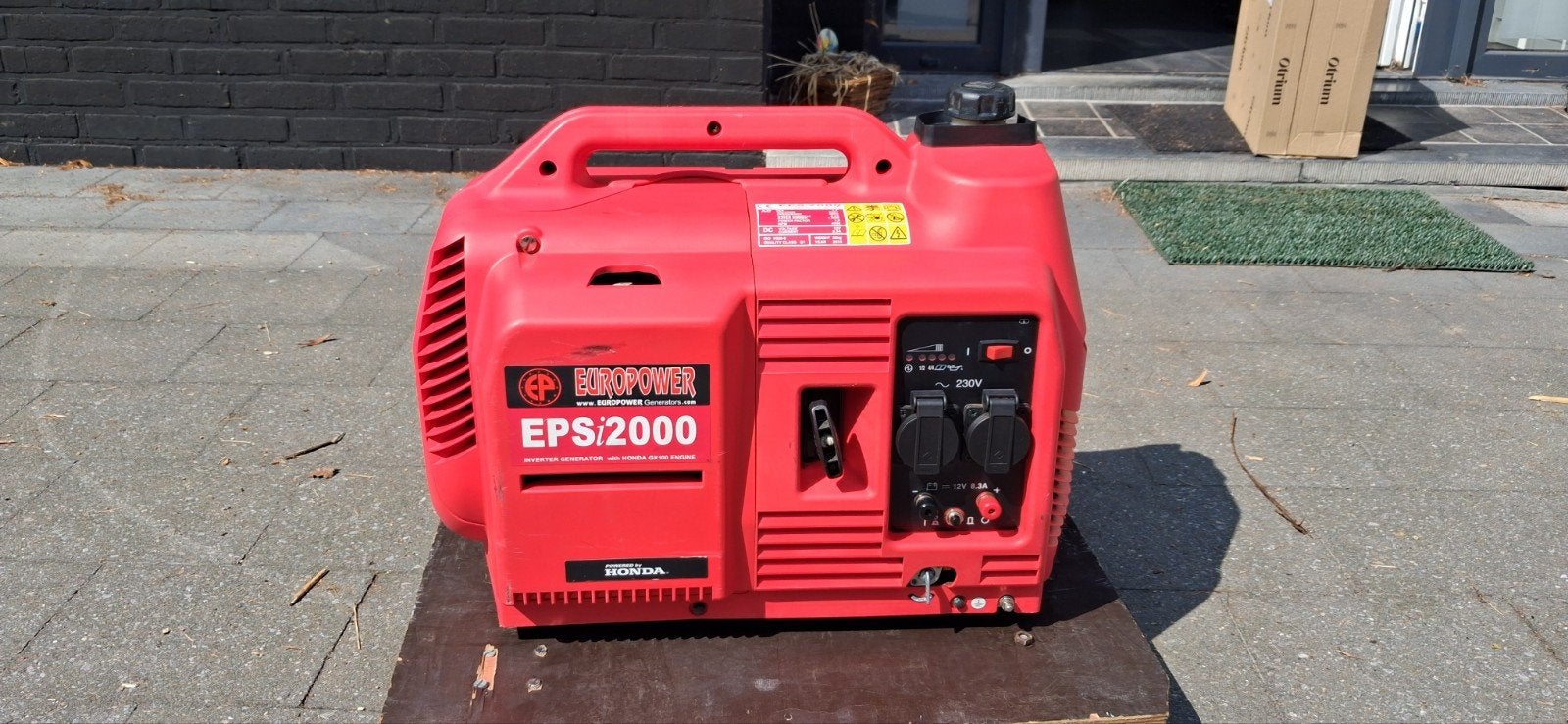 Stroom aggregaat 1,7 kw, Honda Motor benzine zga nieuw, Bricolage & Construction, Générateurs, Enlèvement