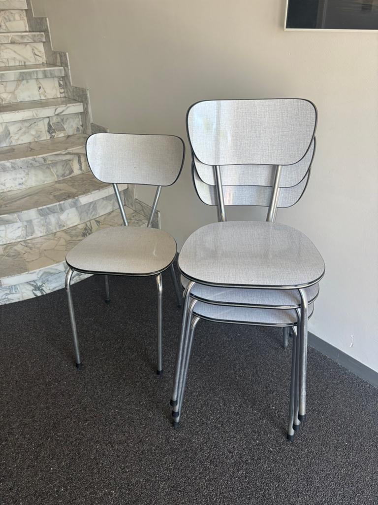 4 toffe vintage keukenstoelen, Huis en Inrichting, Stoelen, Ophalen, Gebruikt