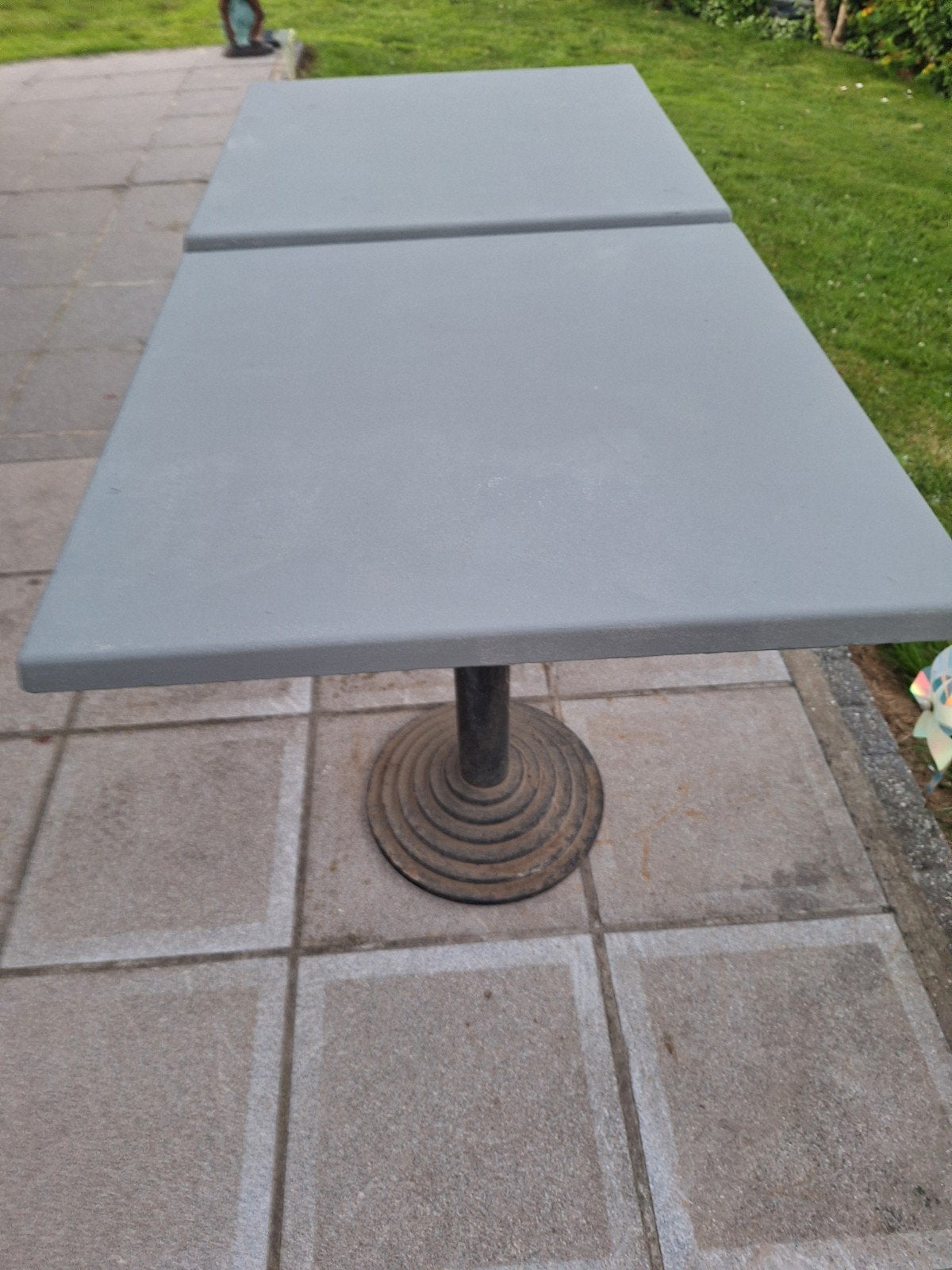2 TABLES DE TERRASSE OU JARDIN, Jardin & Terrasse, Enlèvement