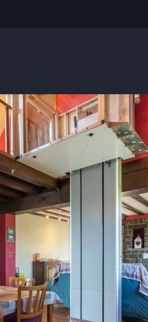 Plateforme elevatrice interieure