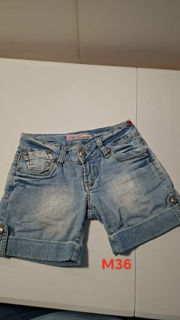 Diva Jeans schort Maat 36 voor 3 €, Ophalen, Zo goed als nieuw