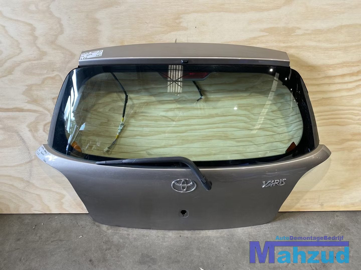 TOYOTA YARIS P1 Grijs 1D2 achterklep 3drs 1999-2005, Info@toyota.co.jp, Arrière, Toyota Motor Corporation, Toyota-Cho 1
471-8571  Toyota City