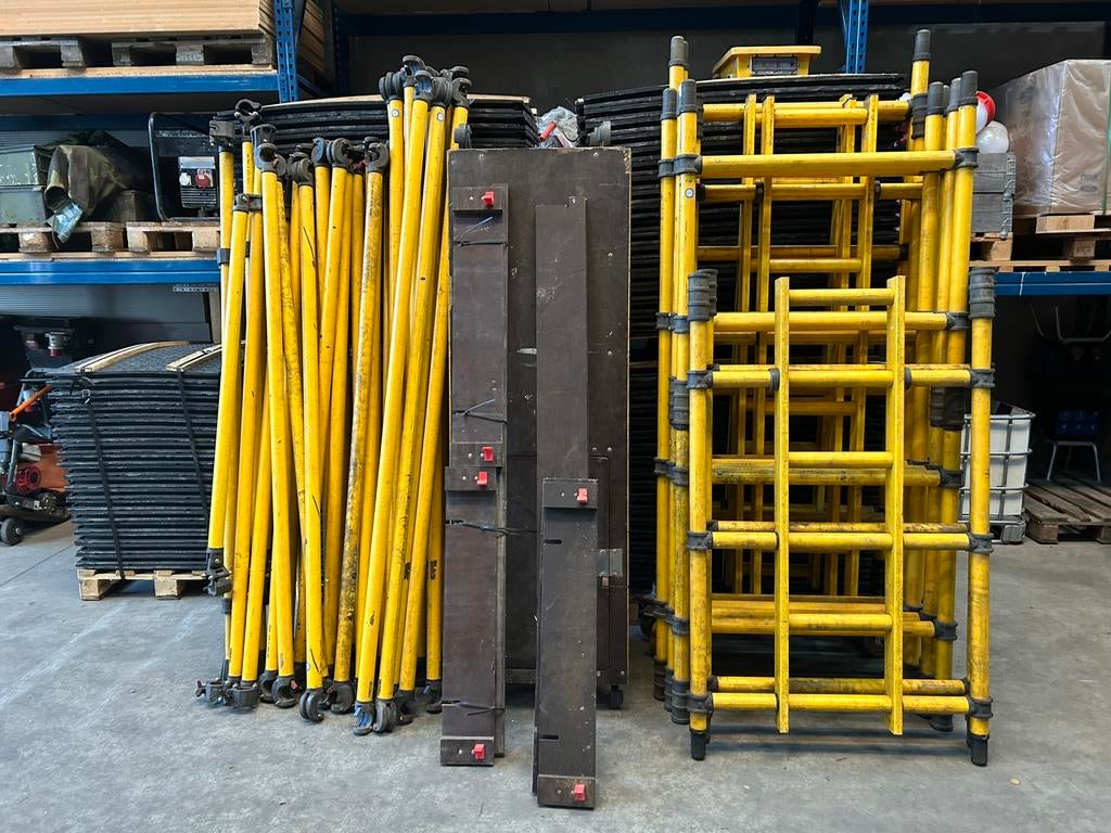 Rolsteiger kunststof, carbon, 10 mtr werkhoogte, Doe-het-zelf en Bouw, Ophalen, Zo goed als nieuw