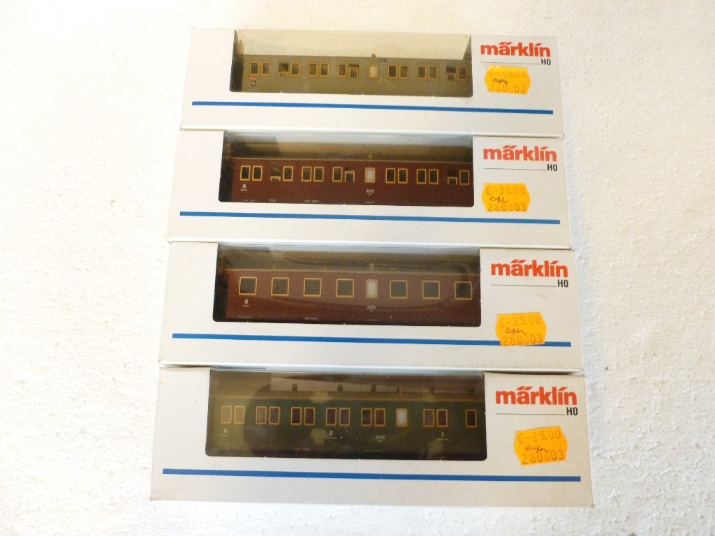 TRAINS HO, Enlèvement ou Envoi, Courant alternatif, Wagon, Comme neuf