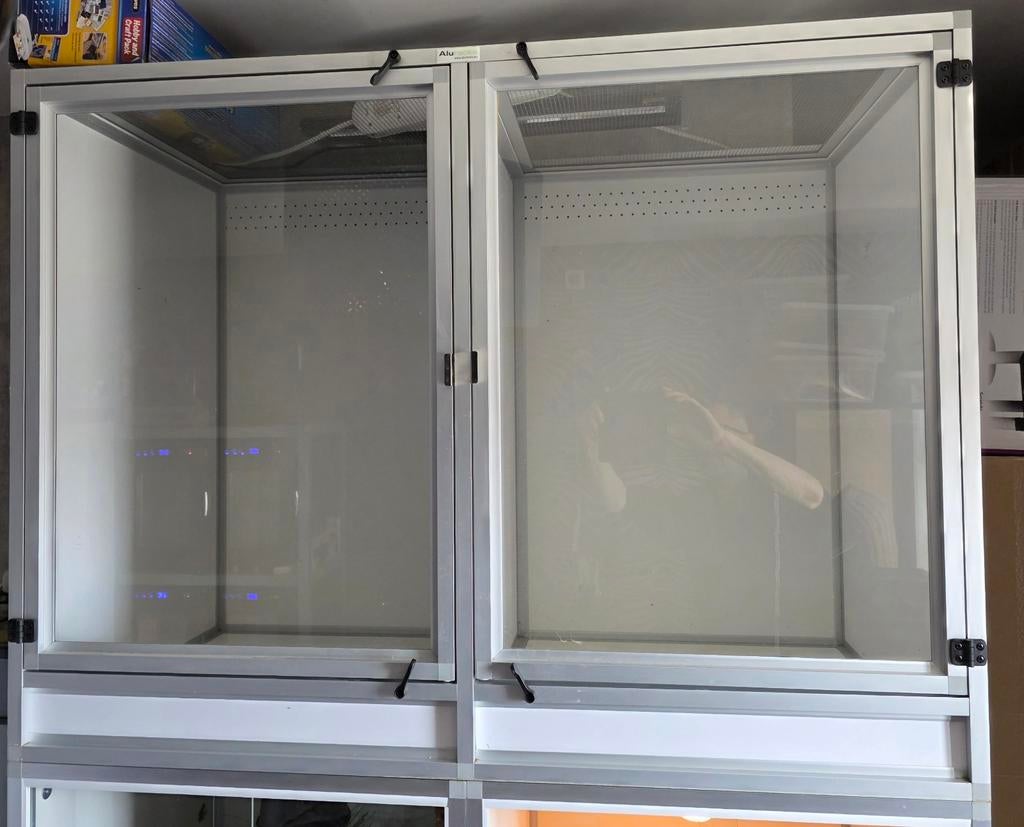 DUO terrarium 120x60x90, Dieren en Toebehoren, Ophalen of Verzenden, Zo goed als nieuw, Terrarium of Paludarium