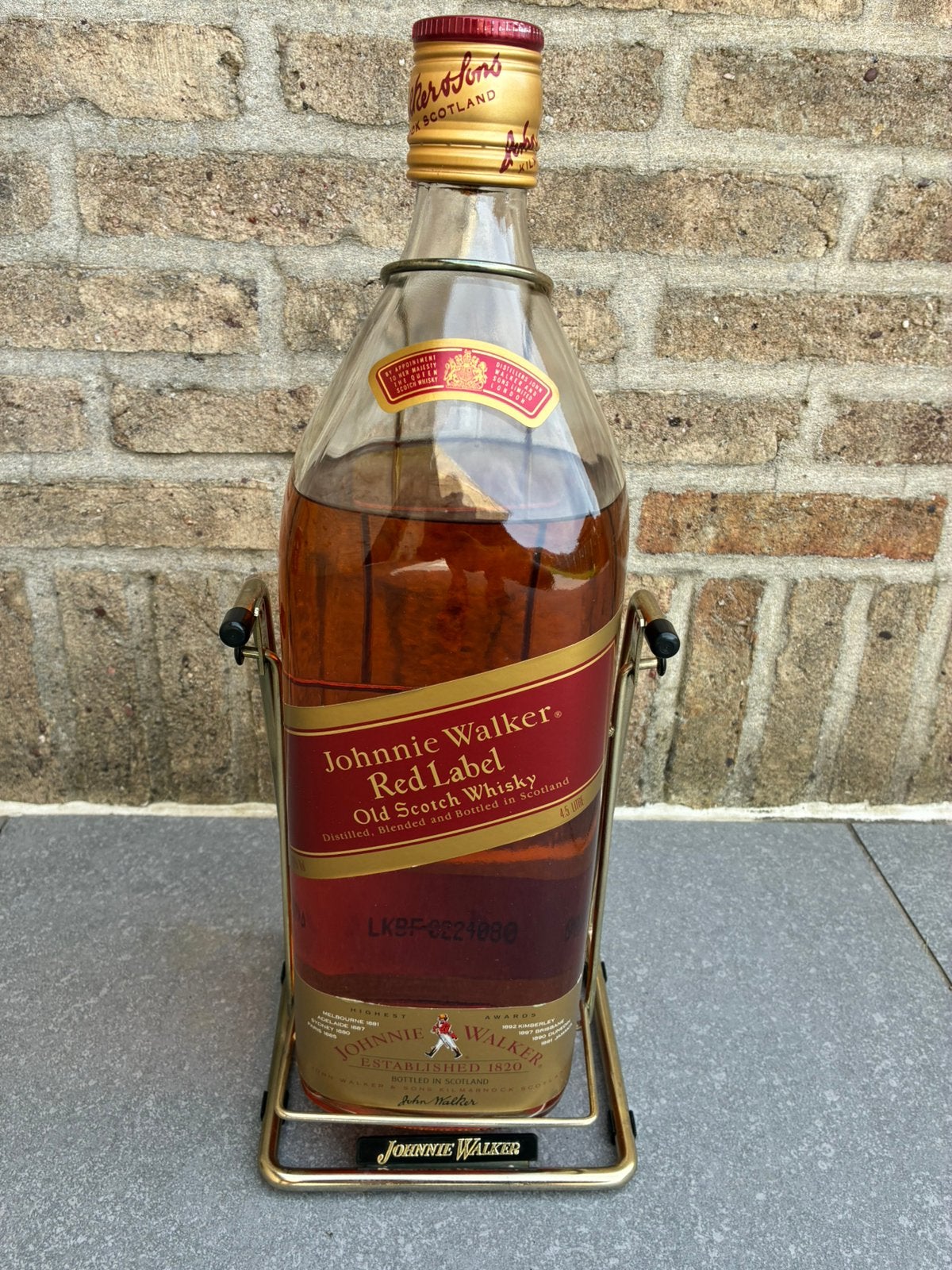 Johnnie Walker Red Label 4,5 liter in metalen houder, Verzamelen, Ophalen, Zo goed als nieuw