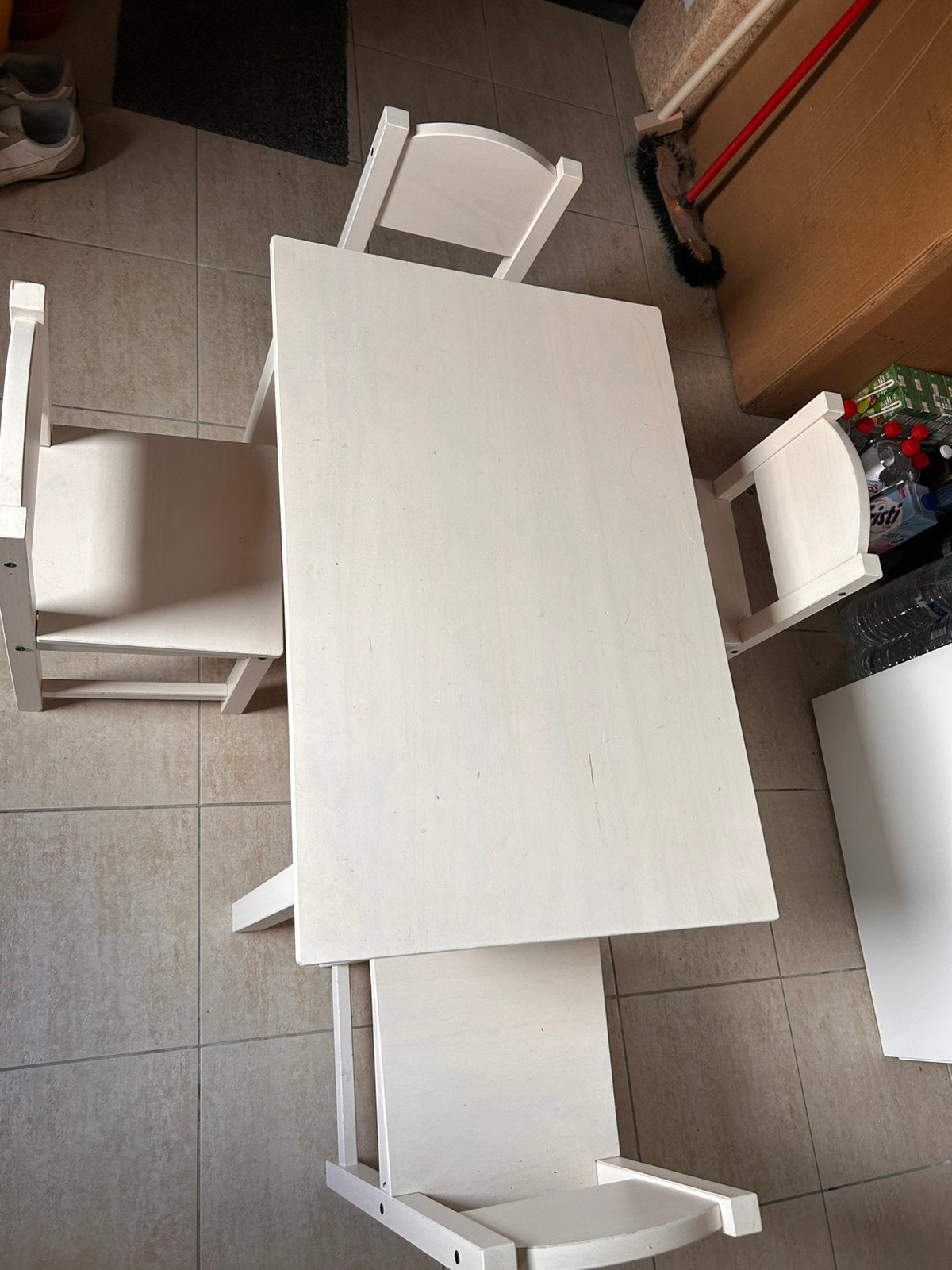 Tafel en 4 stoelen kinderen Ikea, Kinderen en Baby's, Ophalen, Gebruikt, Stoel(en)