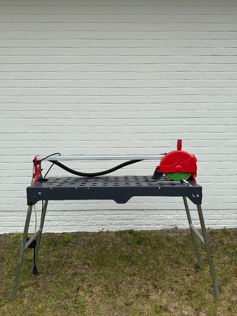 Scie à carreaux Rubi DU 200 EVO 850, 600 à 1200 watts, Enlèvement, Utilisé, Autres types