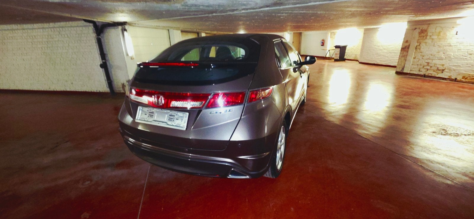 Honda civic bj 2011 en très bon état à peine 63159 km, Euro 5, Achat, Boîte manuelle, Alcantara