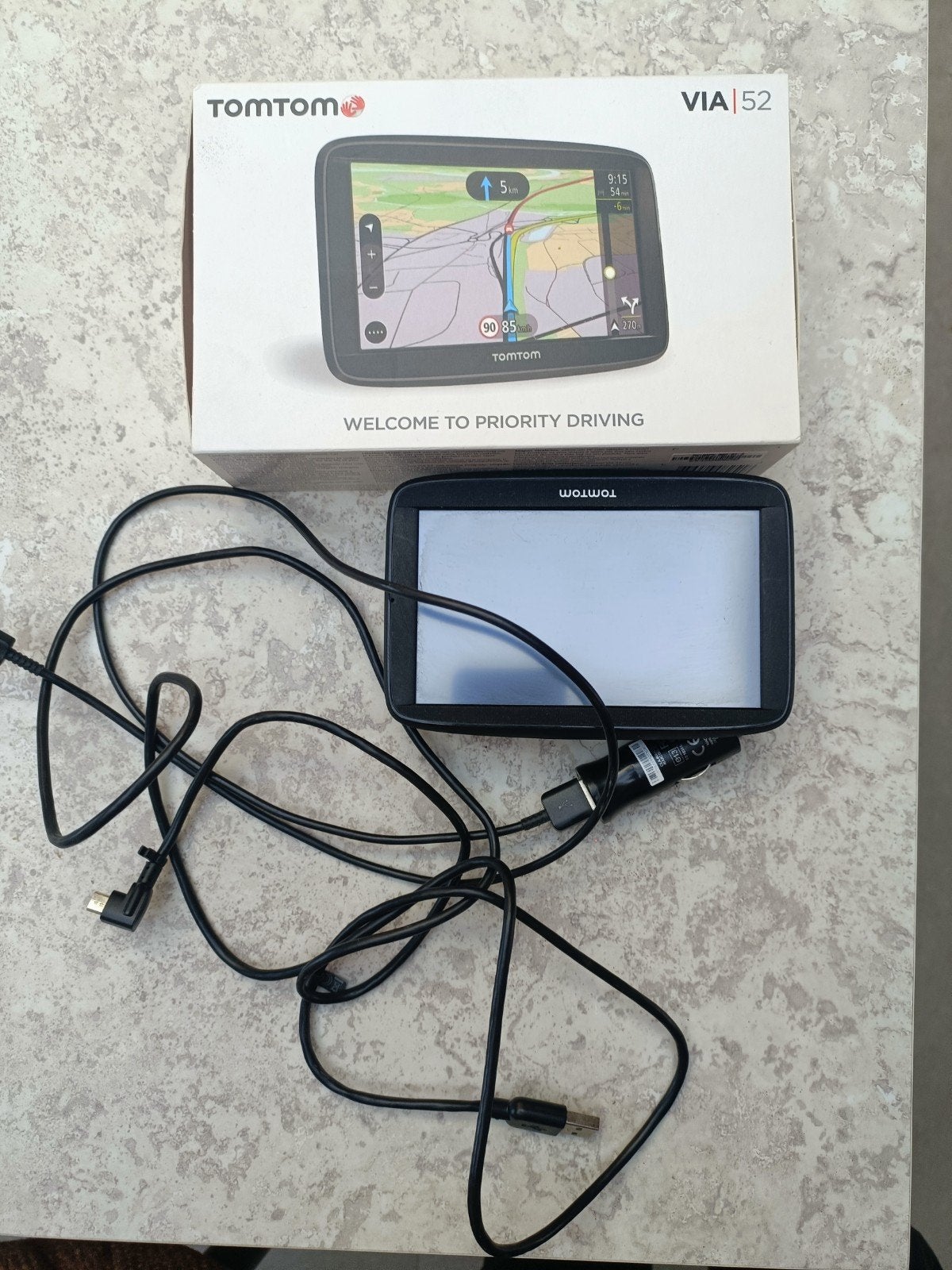 Tomtom via 52, Enlèvement, Comme neuf