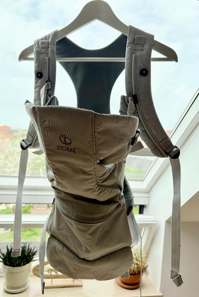 Draagzak baby - merk Stokke, Kinderen en Baby's, Babydragers en Draagdoeken, Zo goed als nieuw, Buik, Rug of Zij, Draagzak, Ophalen
