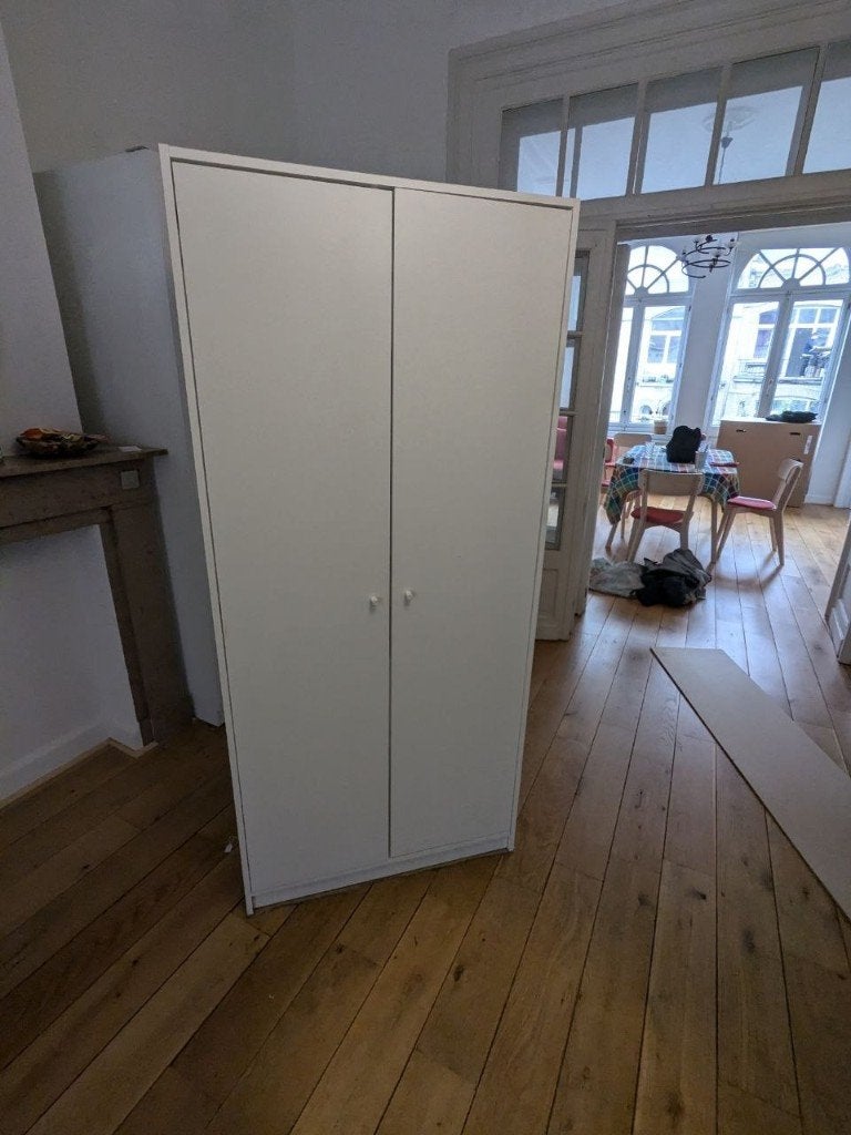 IKEA KLEPPSTAD — Kleerkast met 2 deuren 79x55x176 cm — Wit, Huis en Inrichting, Ophalen, Kunststof, Gebruikt, Minder dan 150 cm