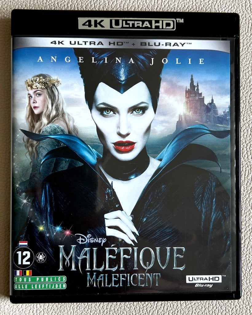 MALEFICENT (+ OTNL Op Bluray HD) 4KUHD (2 Discs) Staat Nieuw, Cd's en Dvd's, Inclusief extra's, Spaans, 4K Ultra HD Blu-ray, Ophalen of Verzenden