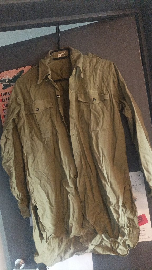 Chemise militaire belge abl 1952, Enlèvement