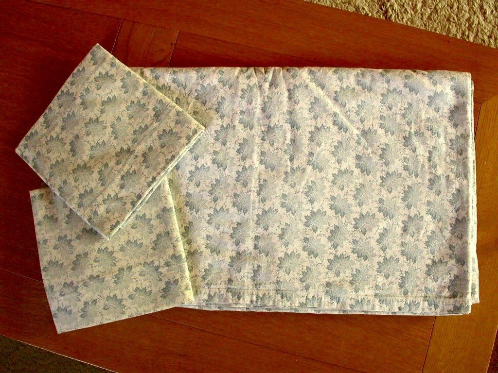 un drap pour 2 personnes et deux taies, Maison & Meubles, Enlèvement ou Envoi, Comme neuf, Coton, Autres types
