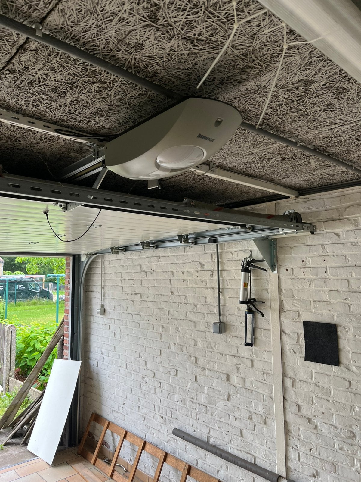 Garagepoort te koop met afstandsbediening