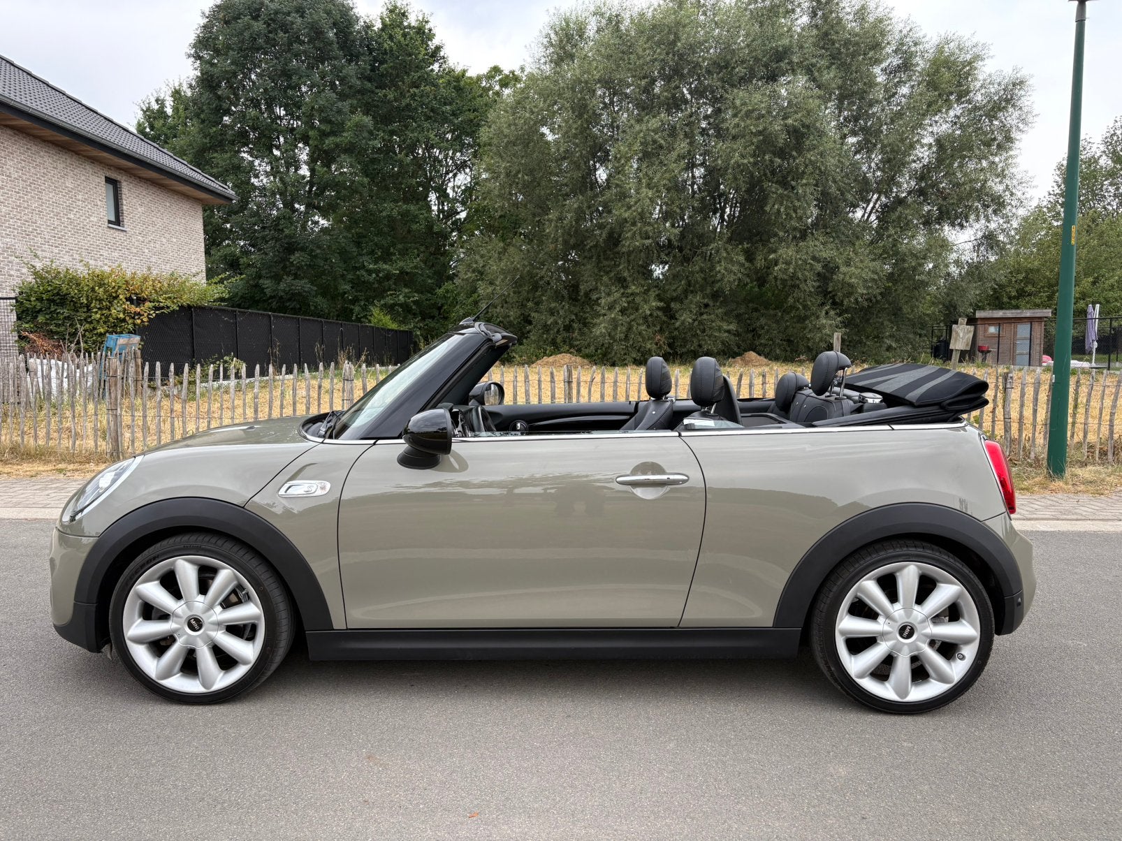 MINI Cooper S Cabrio GREEN#68000km#CAMERA#CARPLAY#FACE LIFT, Autos, Cuir, Achat, Euro 6, Entreprise
