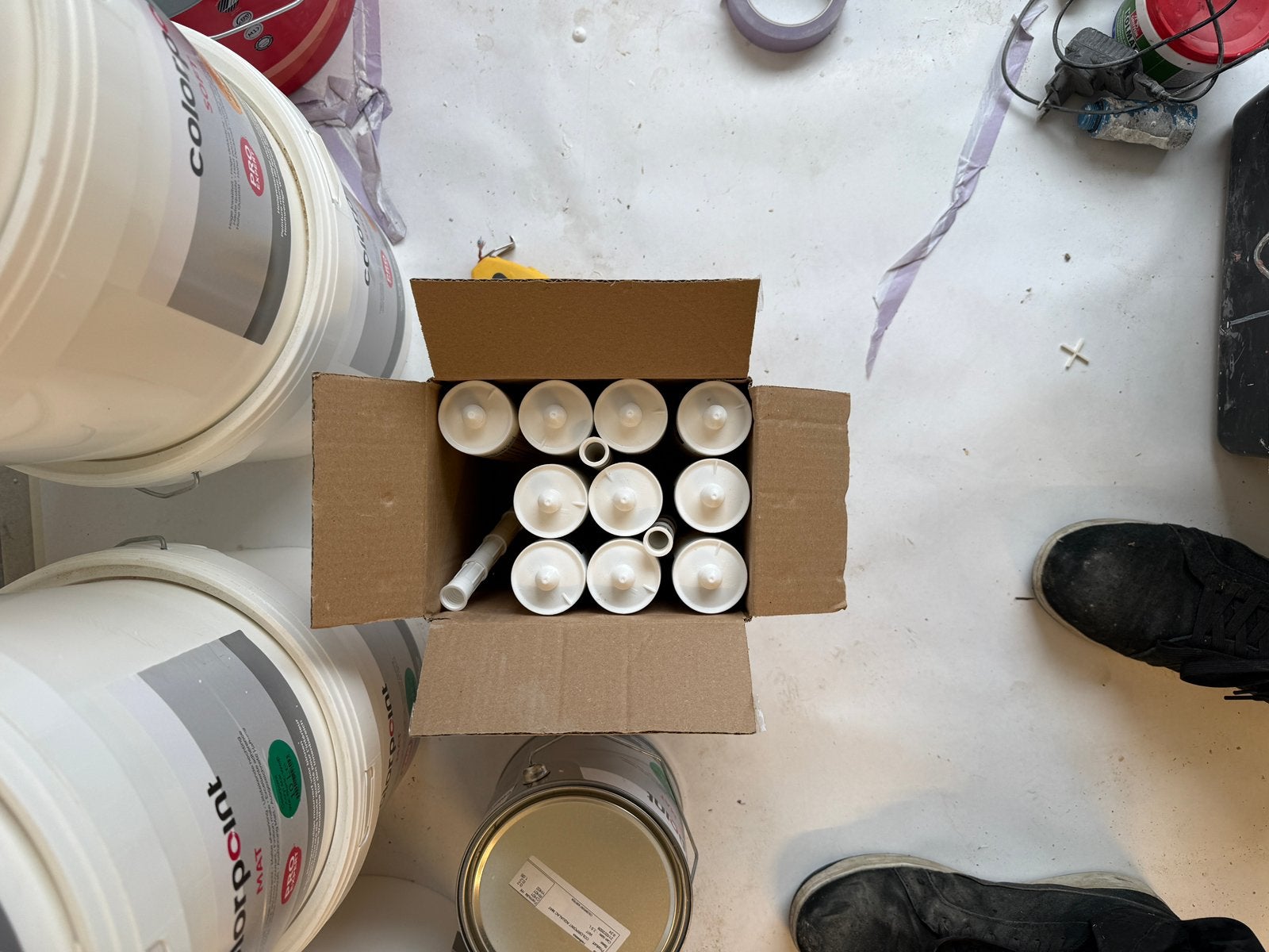 Verf, wit, zowel voor plafond en muur, Doe-het-zelf en Bouw, Ophalen, Wit, Verf