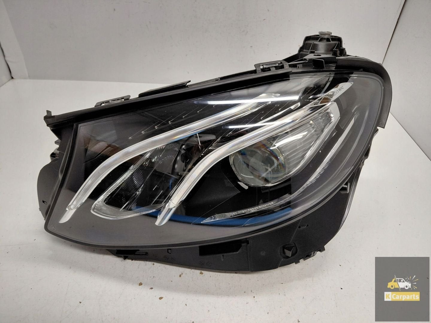 A2139063904, Clignotant LED haute performance pour Mercedes, Mercedes-Benz AG, Mercedes-Benz, Utilisé, Mercedesstrasse 120
70372  Stuttgart, DE