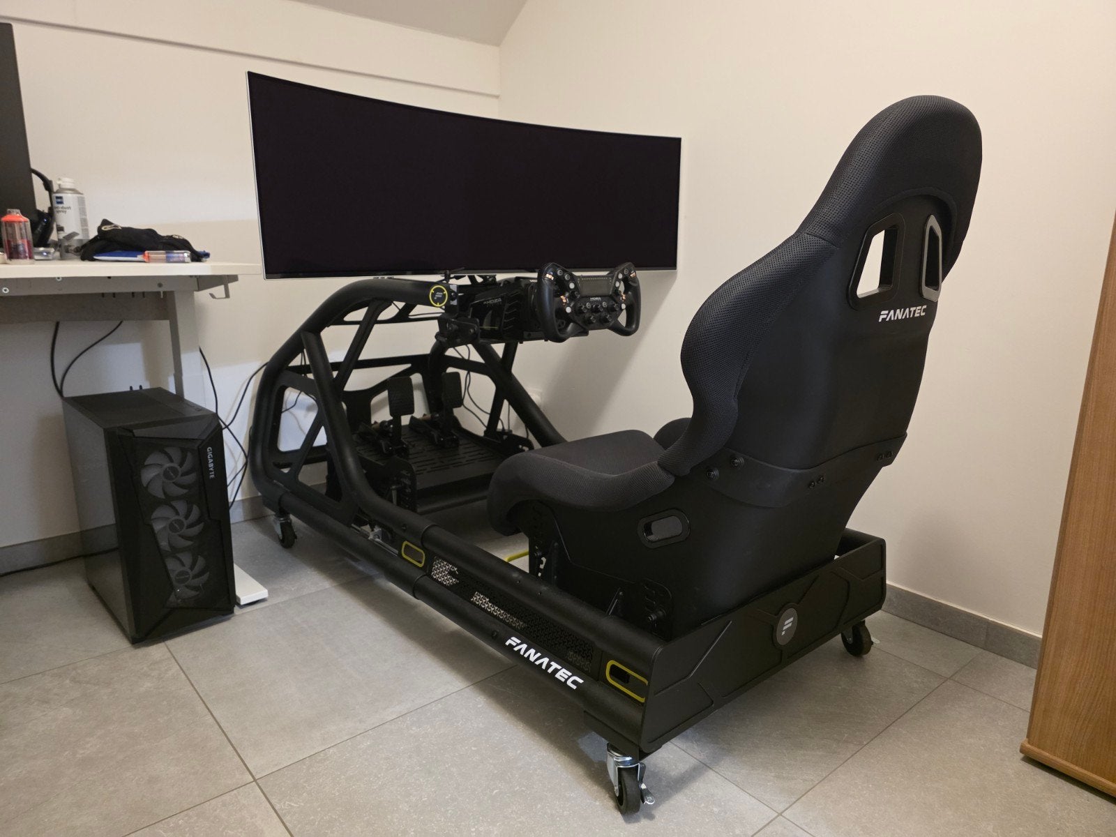 Fanatec Clubsport GT, Fanatec, Enlèvement, Support