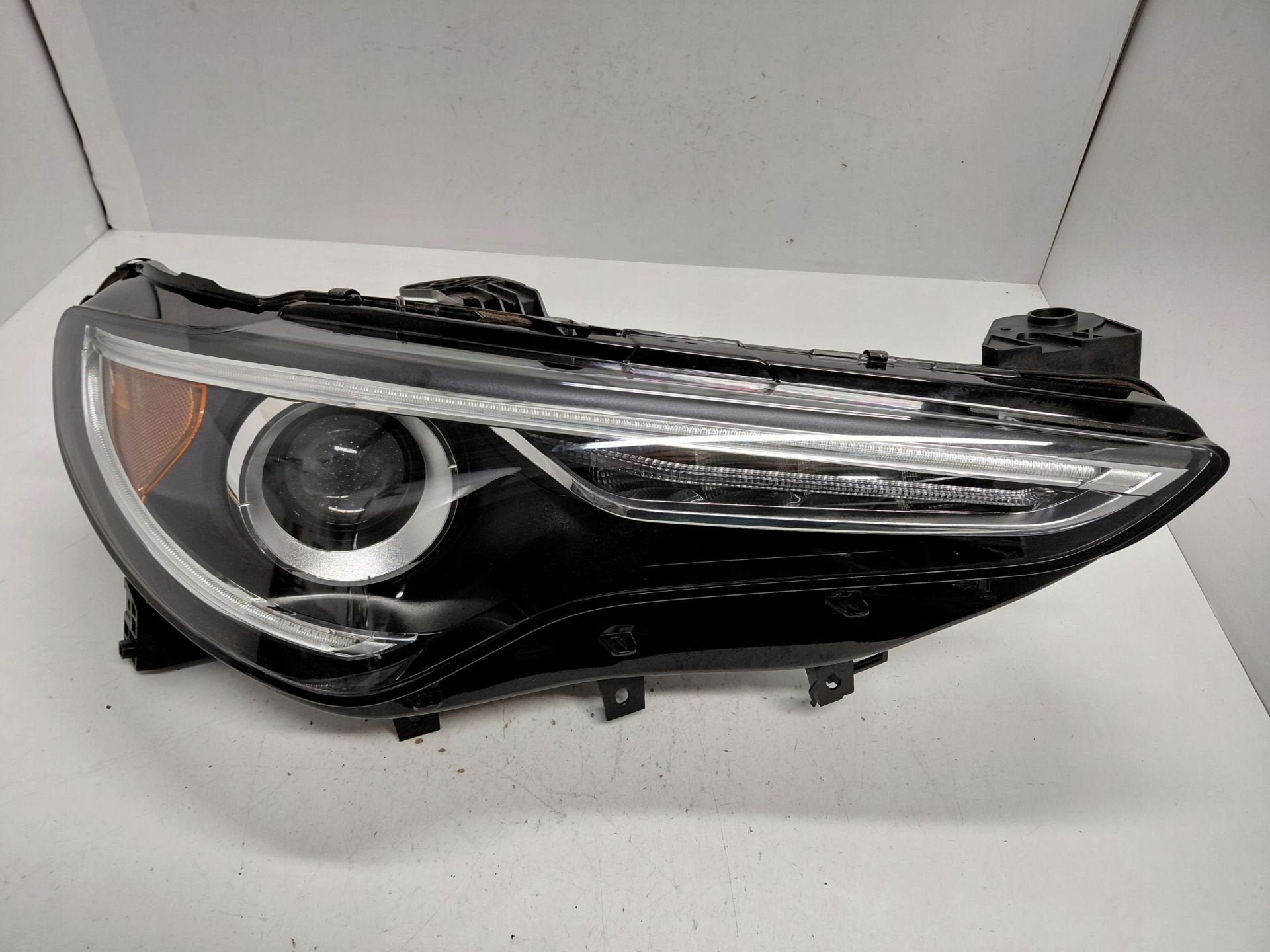 Phare Alfa Romeo Stelvio, Dpofca@stellantis.com, Stellantis Europe S.p.A., Utilisé, Alfa Romeo