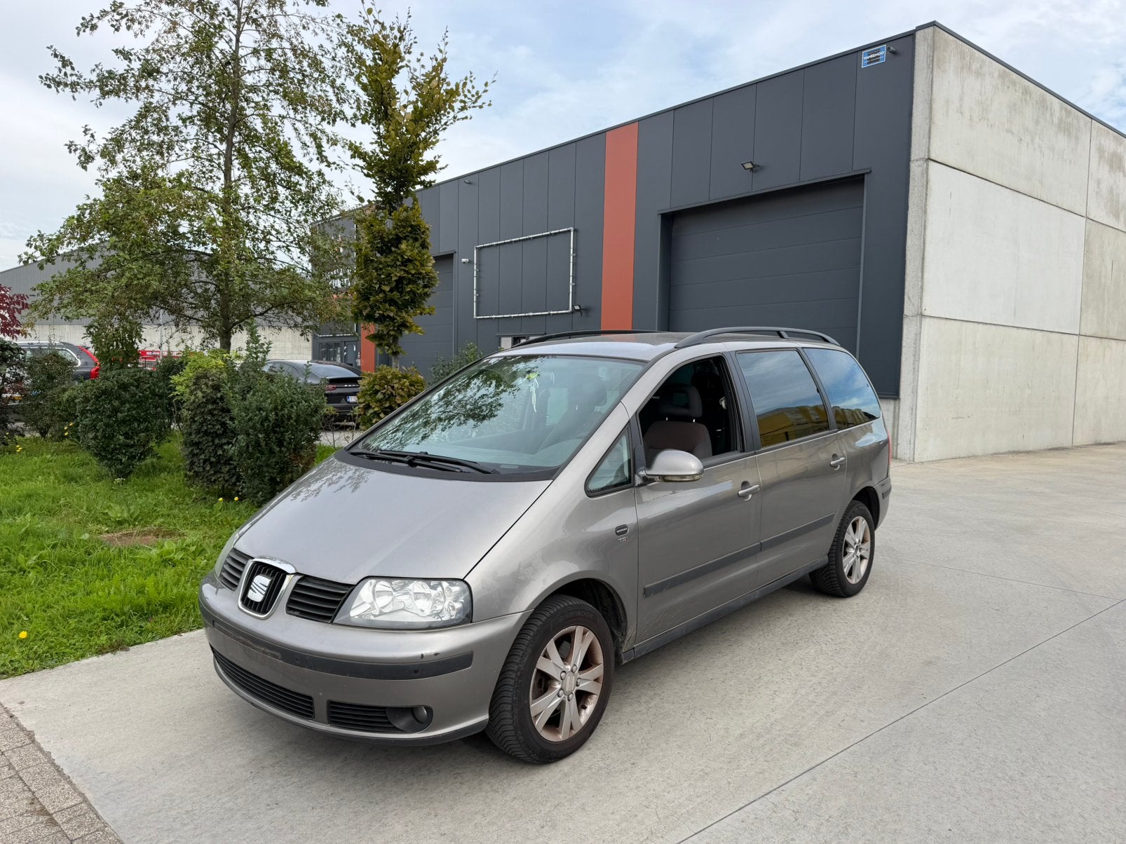 SEAT ALHAMBRA 2009 - 1.9 TDI 7PL zeer mooi wagen rijd goed, Auto's, Particulier, Te koop, Seat