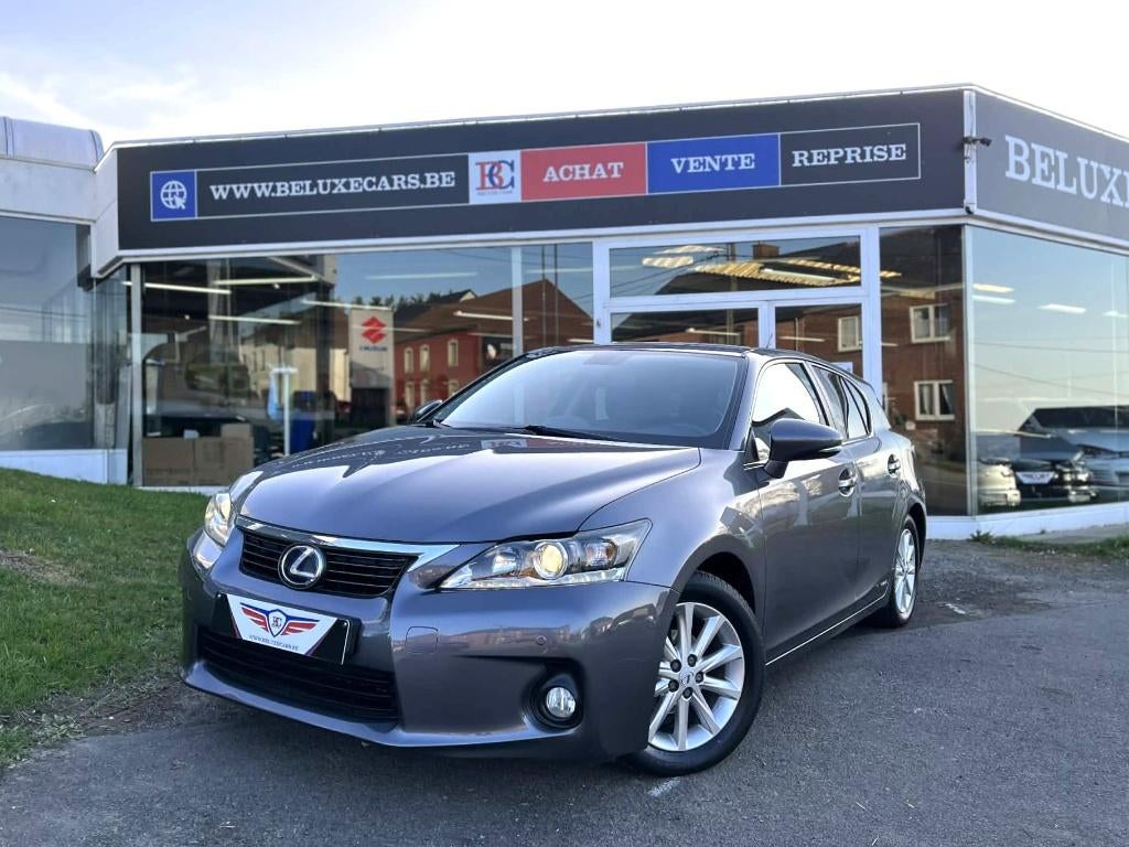 LEXUS CT 200H 1.8i ESSENCE-ELECT*ATT REM*HYBRID*LED*LEER*, Auto's, Lexus, Euro 5, Zwart, Parkeersensor, Leder