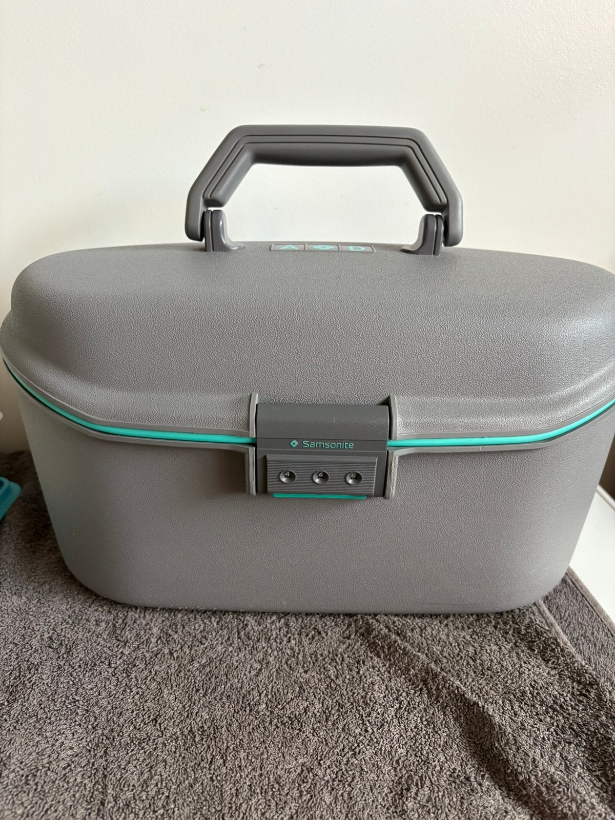 Beautycase van Samsonite, Bijoux, Sacs & Beauté, Boîtes de maquillage & Beauty case, Gris, Avec serrure, Comme neuf, Enlèvement