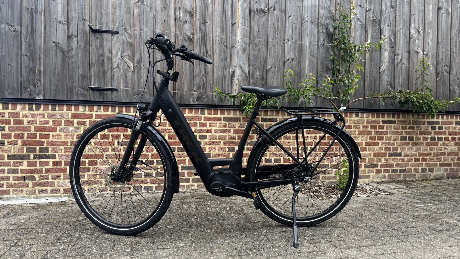 Trek District+ 6 Lowstep, Fietsen en Brommers, Ophalen, Zo goed als nieuw